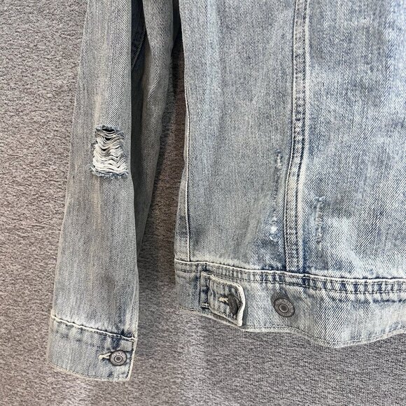 Old Navy Denim Jacket Women’s Medium Tall Distressed Light Wash Trucker Jean - Picture 10 of 13